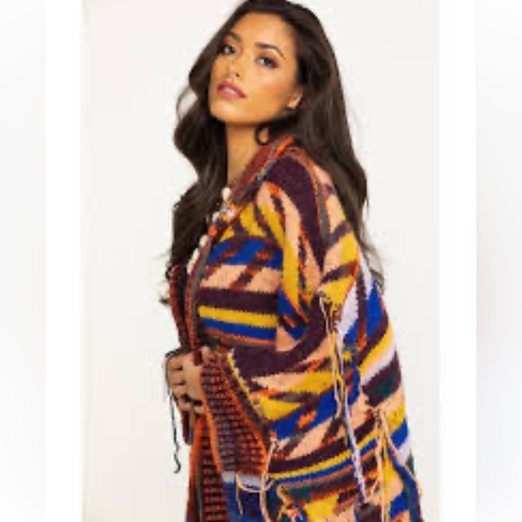 Free people Free People Follow The Arrow Poncho l/xl worn on 1 trip - Picture 3 of 8